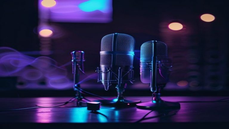 Cover image for: Descript vs Riverside for Podcast Recording (2026)