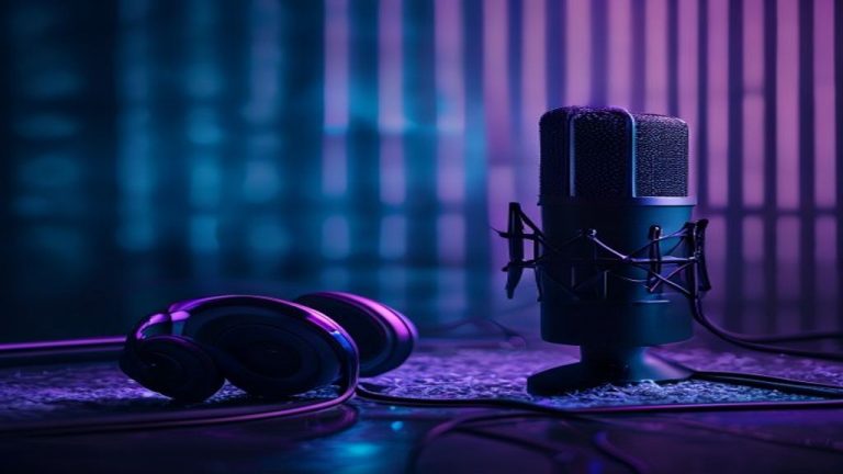 Cover image for: How to Edit a Podcast With Descript: Step by Step
